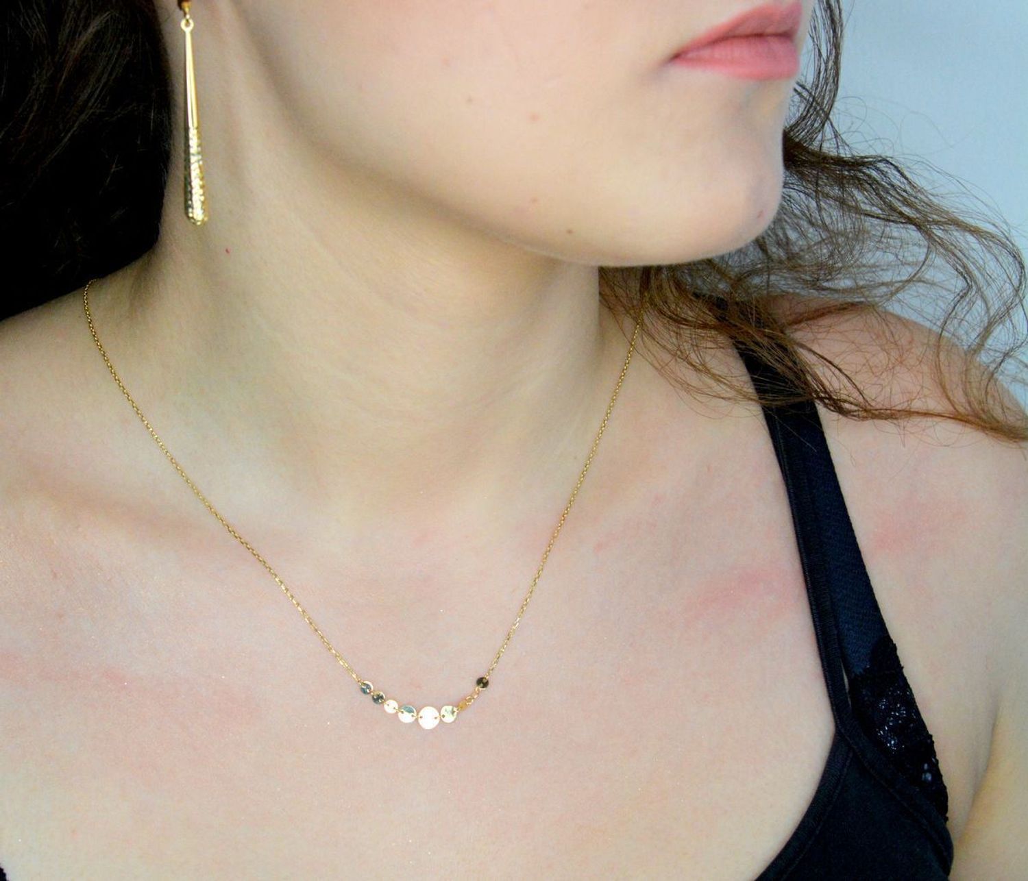 Złoty naszyjnik damski 375 celebrytka z płaskimi okrągłymi blaszkami NA 3370 375 (1).jpg